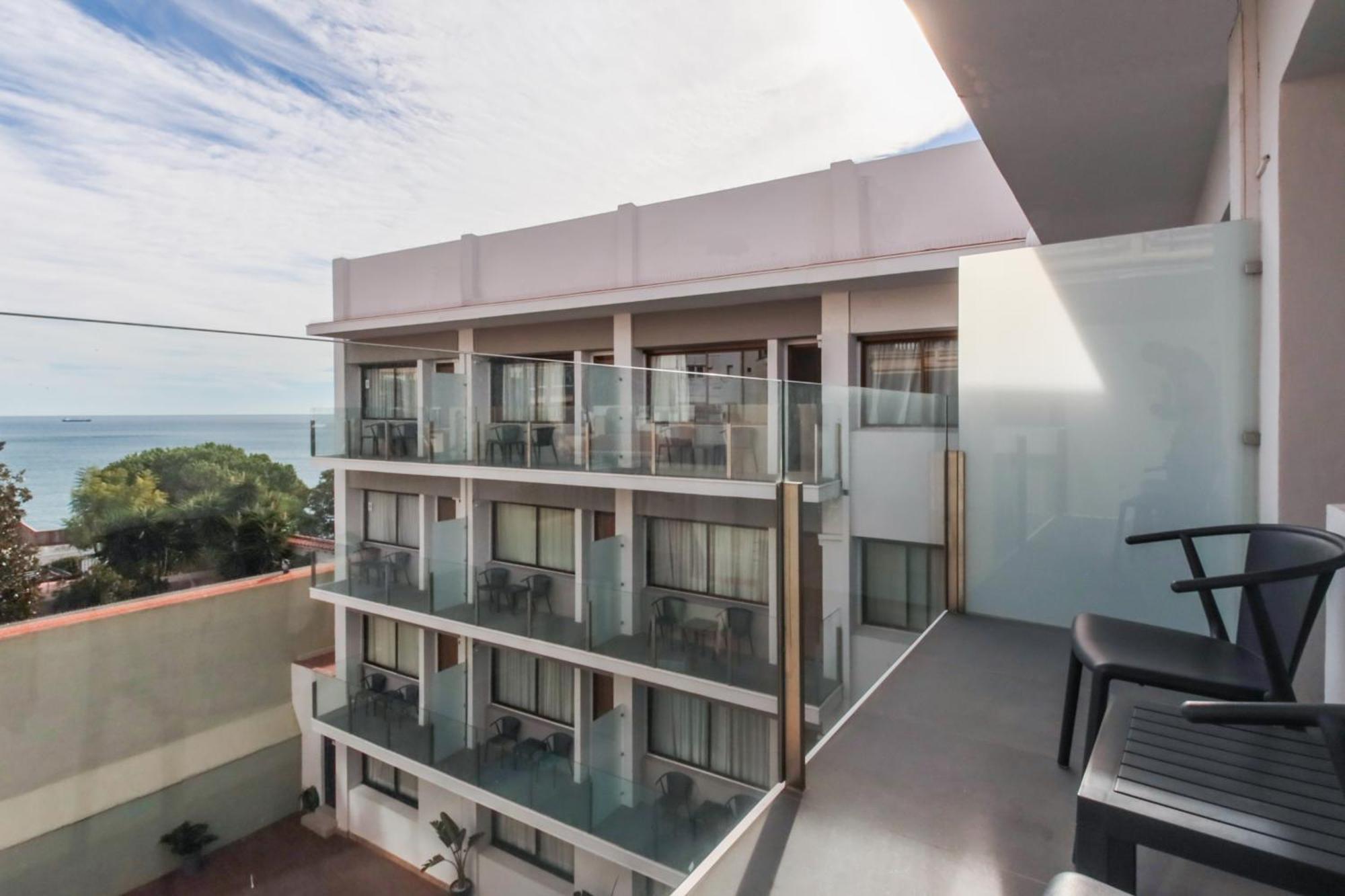 Hotel Lauria Tarragona Exterior photo