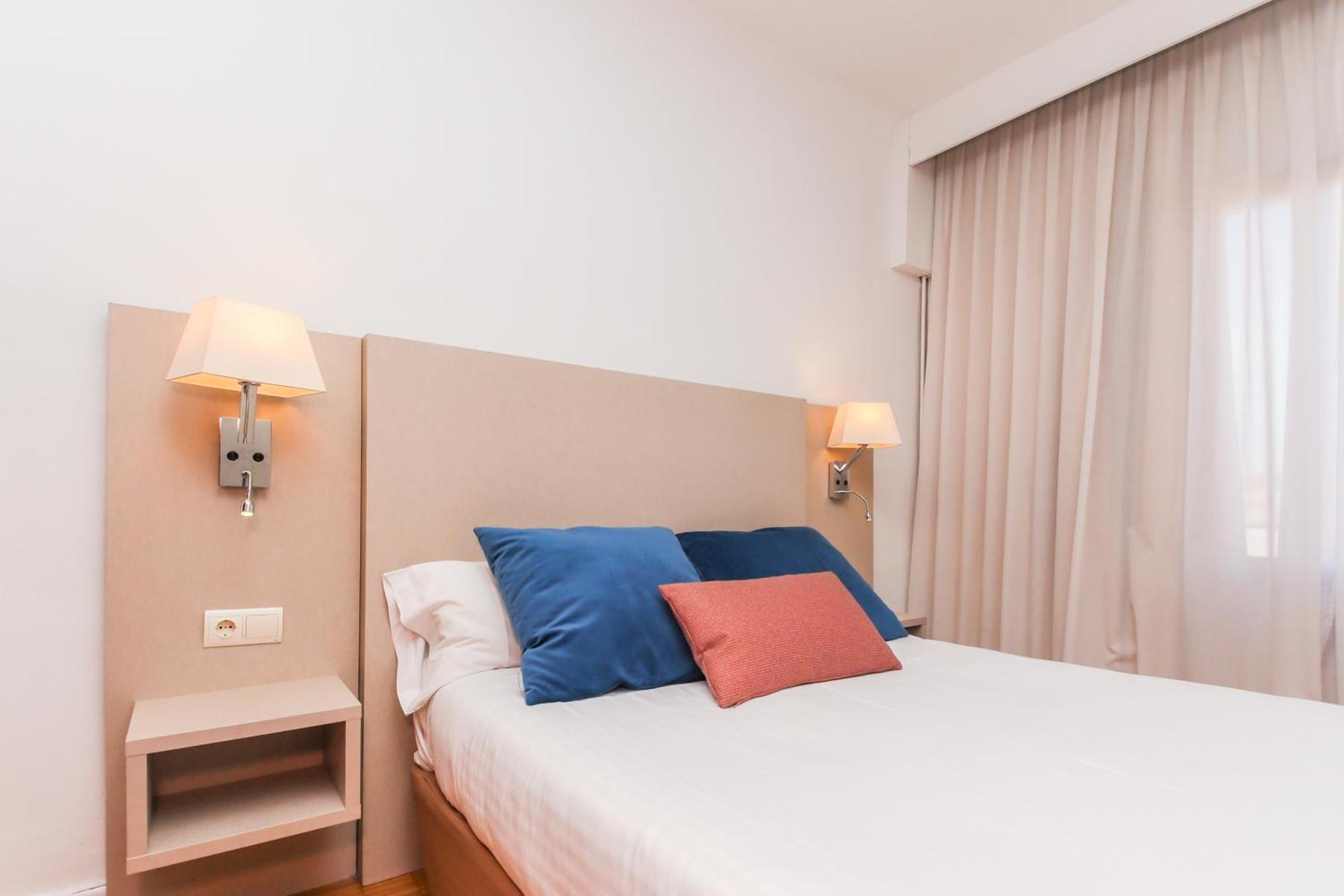 Hotel Lauria Tarragona Exterior photo